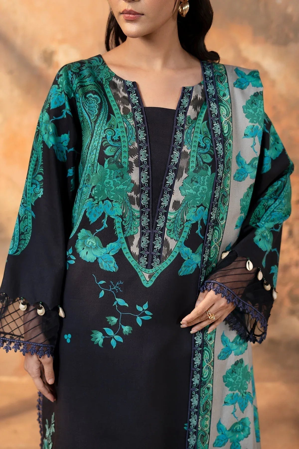 Charizma | Winter Collection | DSCW5-10 - Aqsa Fabrics