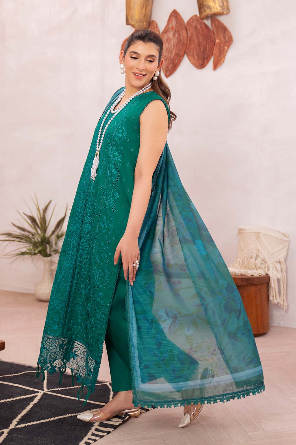 Neeshay | Symphony Luxury Lawn | ZING - Aqsa Fabrics