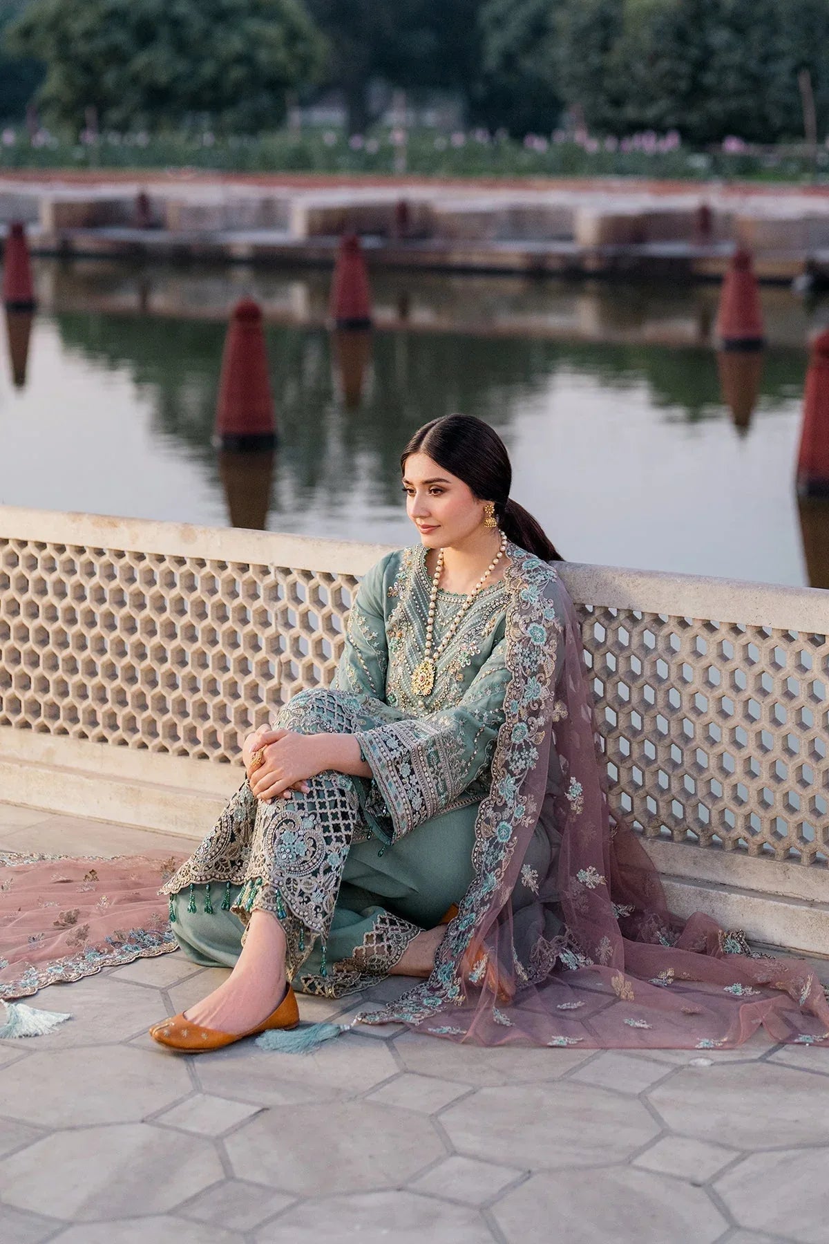 Imrozia Premium | Meeras Luxury Eid 25 | I-221 ZAMURD - Aqsa Fabrics