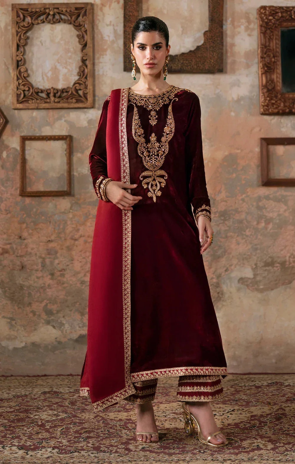 Maya | Viola Luxe Velvet 25 | NYRA - Aqsa Fabrics
