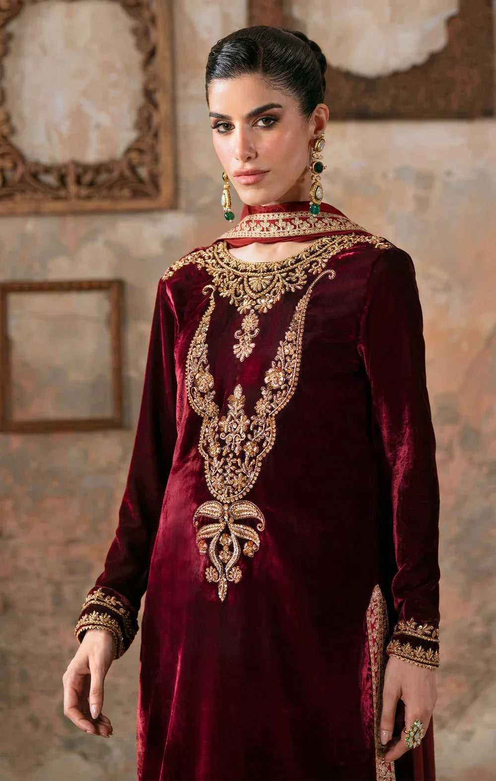 Maya | Viola Luxe Velvet 25 | NYRA - Aqsa Fabrics