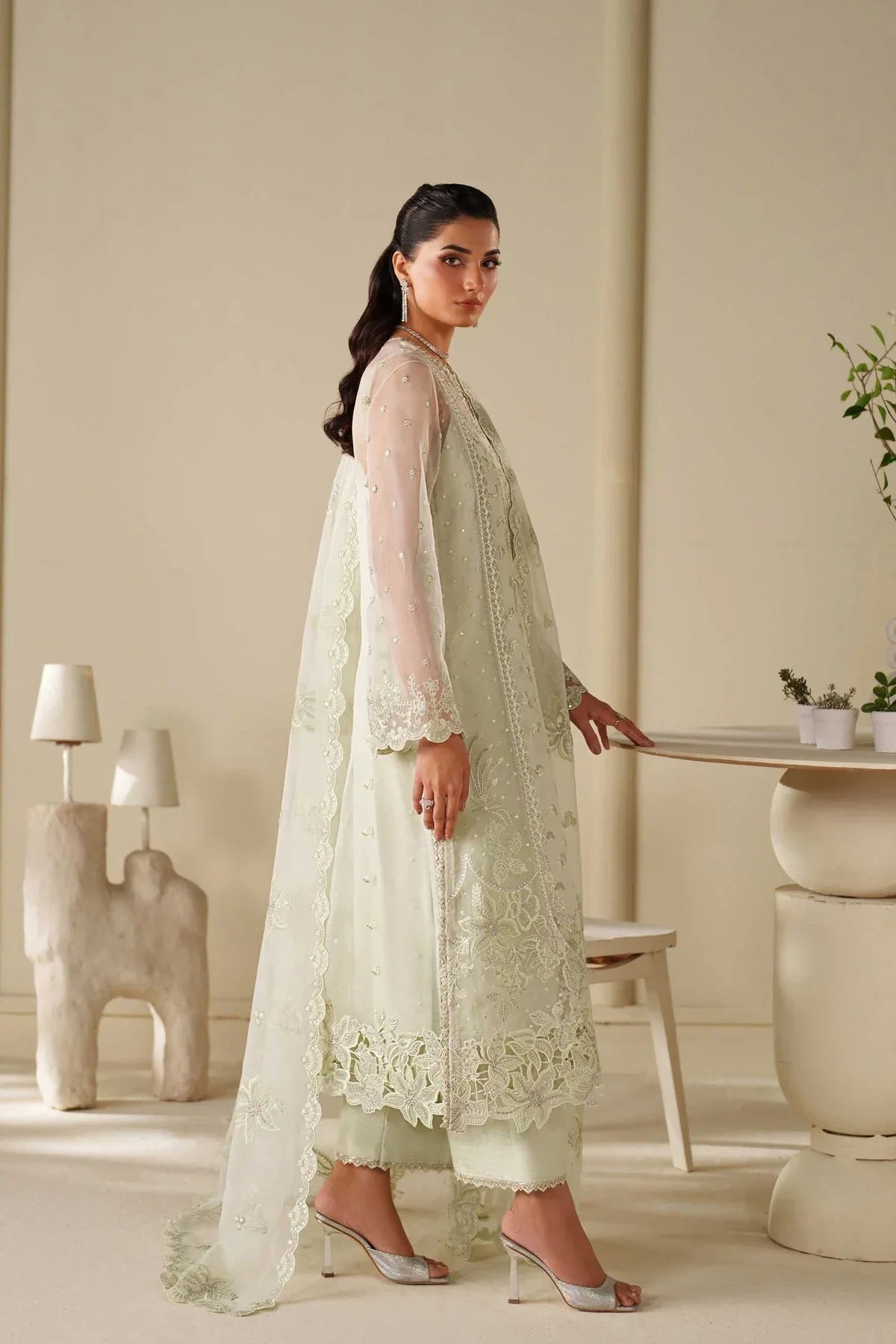 Akbar Aslam | Formal Pret | Elan