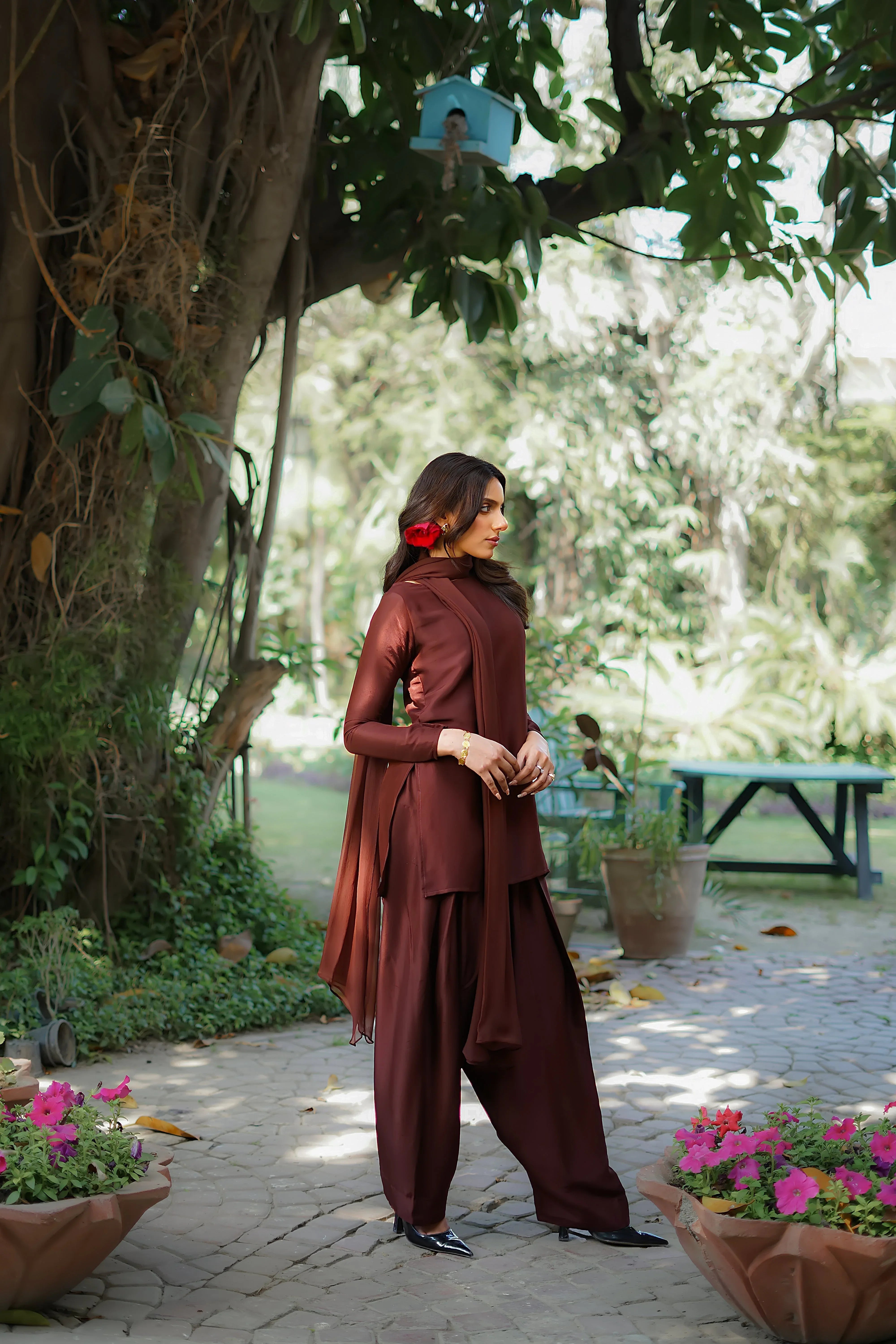 Erum Khan | Nue 25 | Espresso Gloe - Aqsa Fabrics