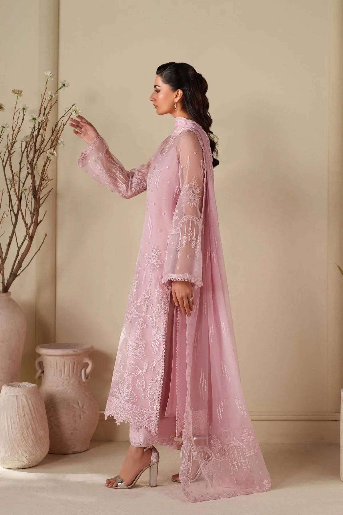 Akbar Aslam | Formal Pret | Velour