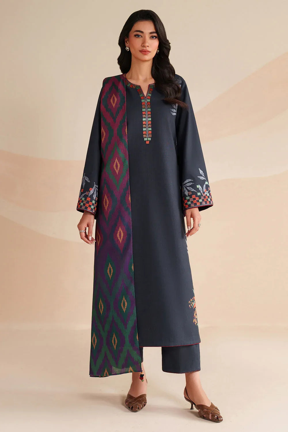 Jazmin | Winter 25 | UW-0226 - Aqsa Fabrics