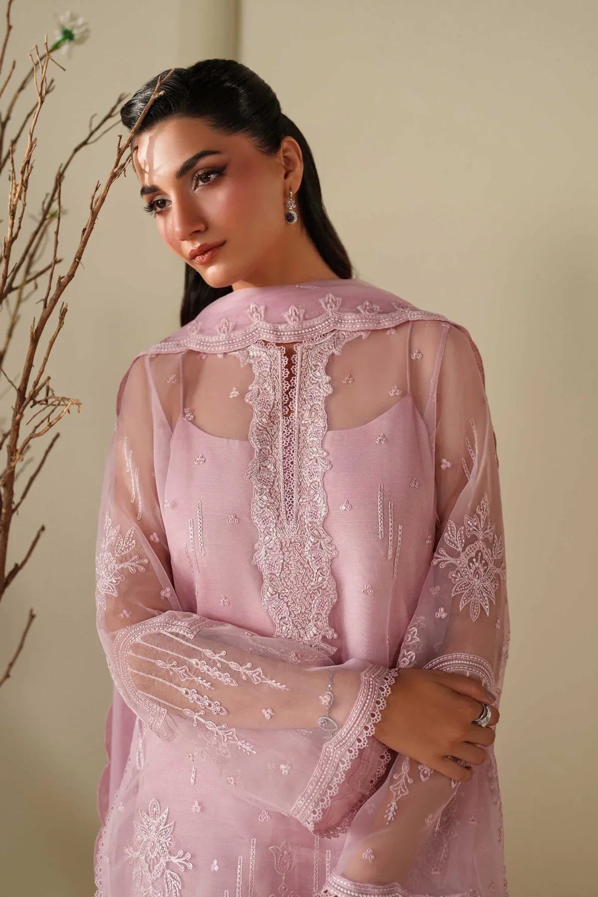 Akbar Aslam | Formal Pret | Velour
