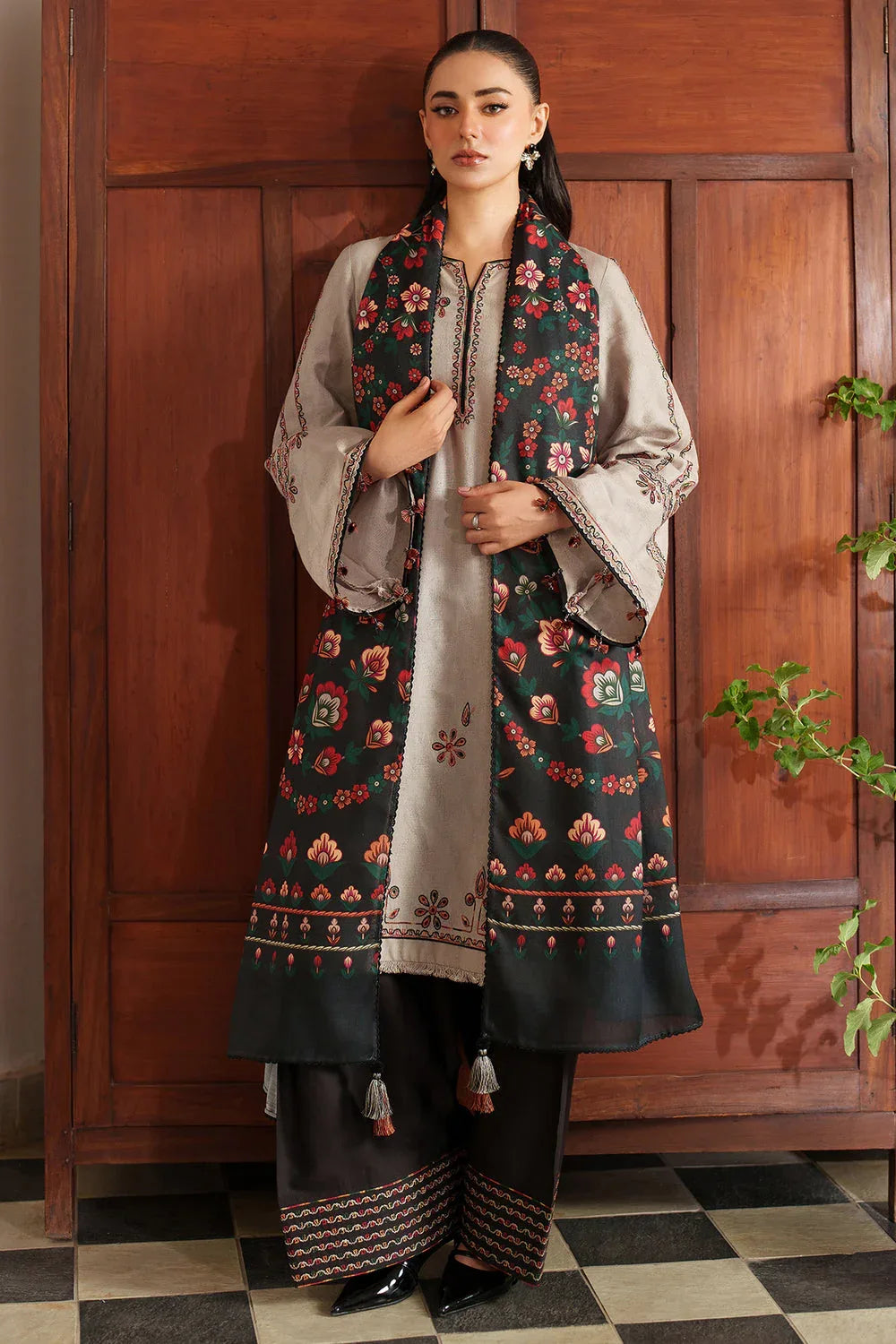 Jazmin | Winter 25 | UW-0144 - Aqsa Fabrics