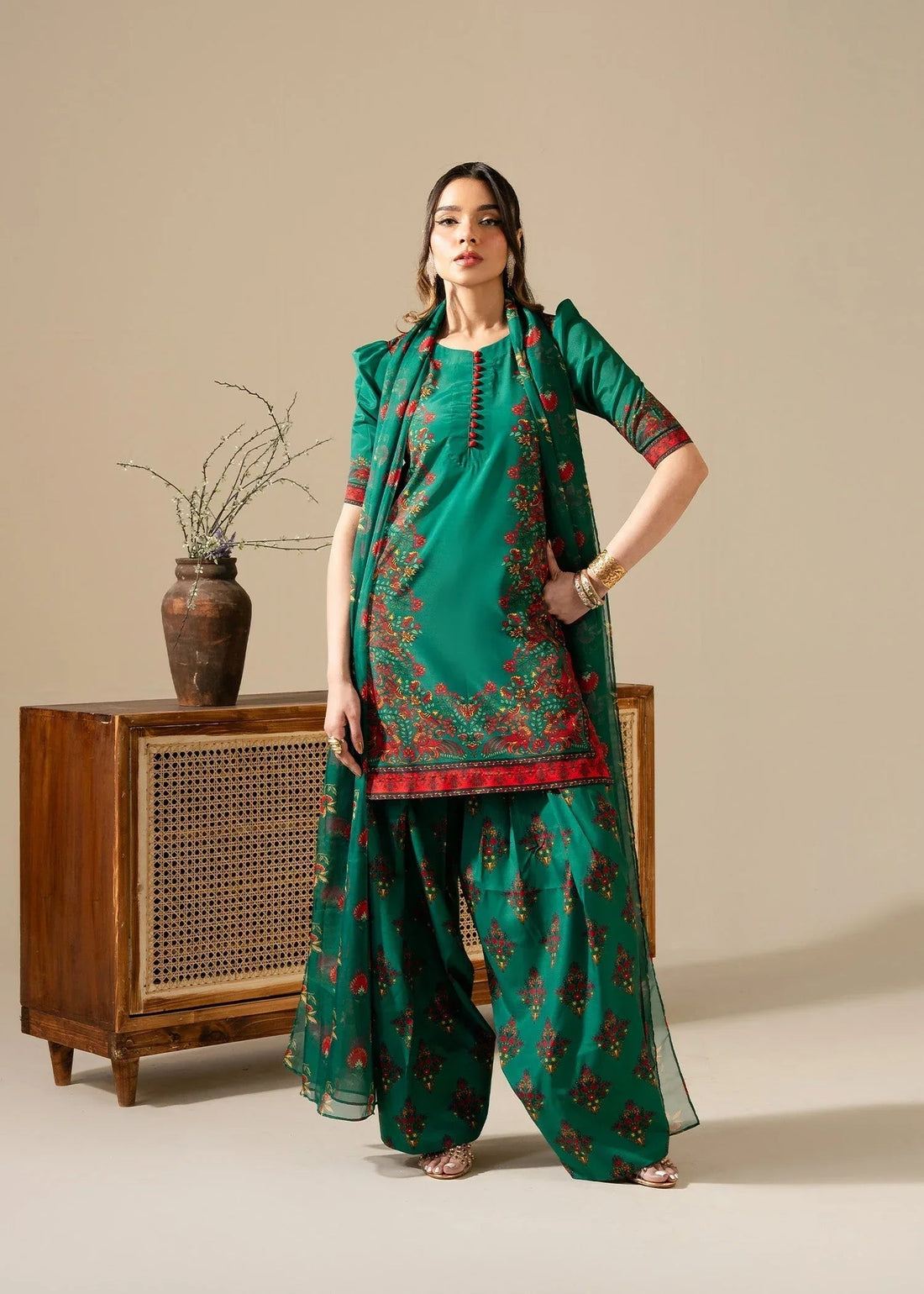 Maria Osama Khan | Retro Vol 3 | Vivian - Aqsa Fabrics