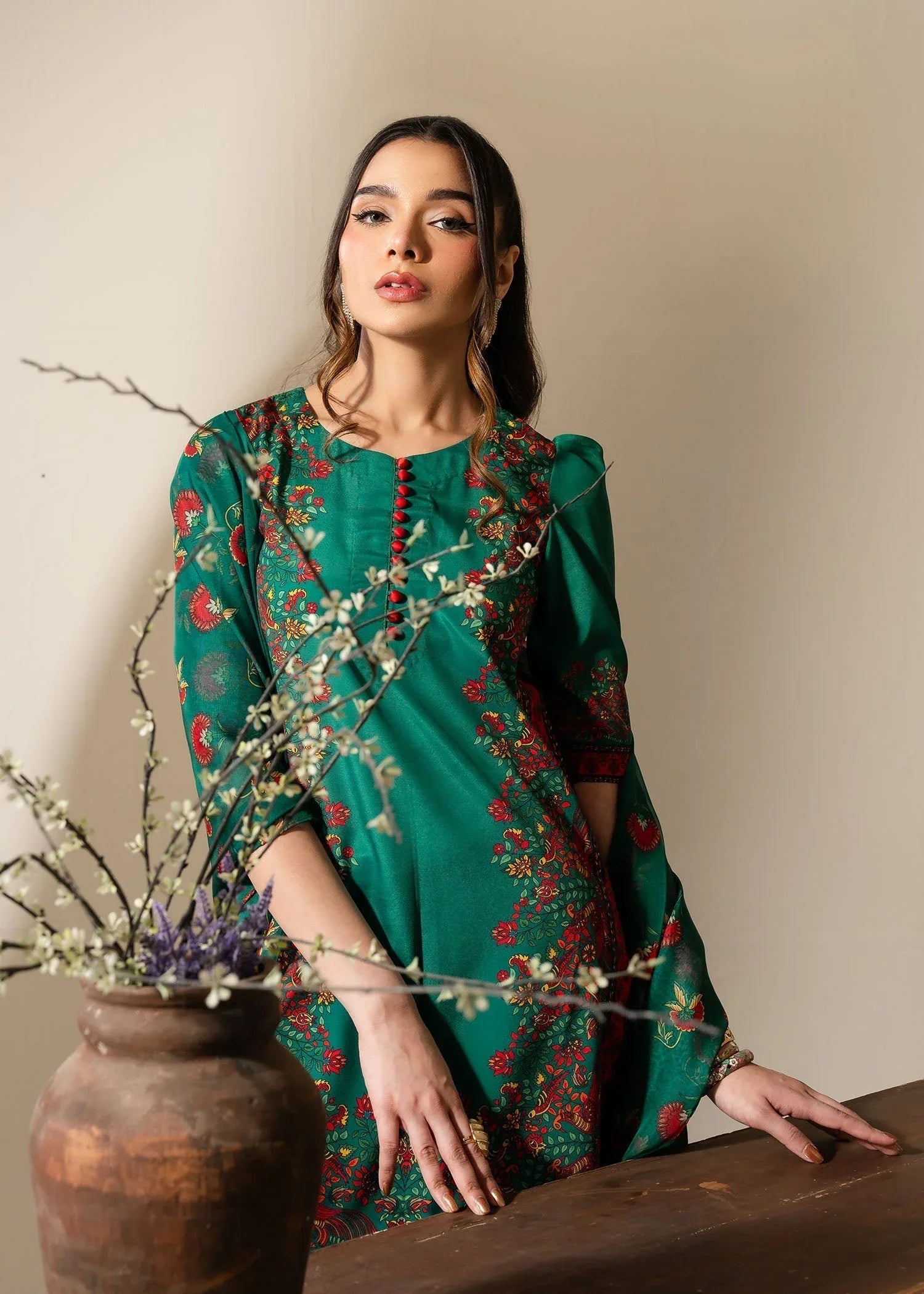 Maria Osama Khan | Retro Vol 3 | Vivian - Aqsa Fabrics