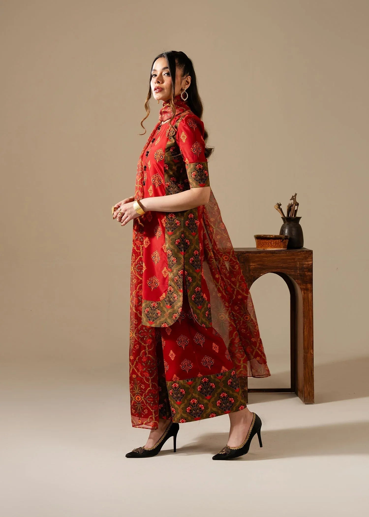 Maria Osama Khan | Retro Vol 3 | Bloom - Aqsa Fabrics