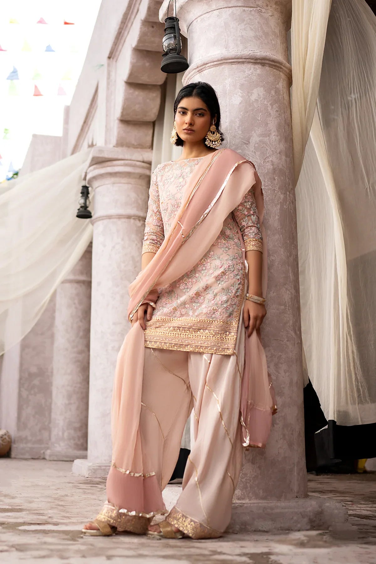 Erum Khan | Sakhiyan Formals | KAMAL - Aqsa Fabrics