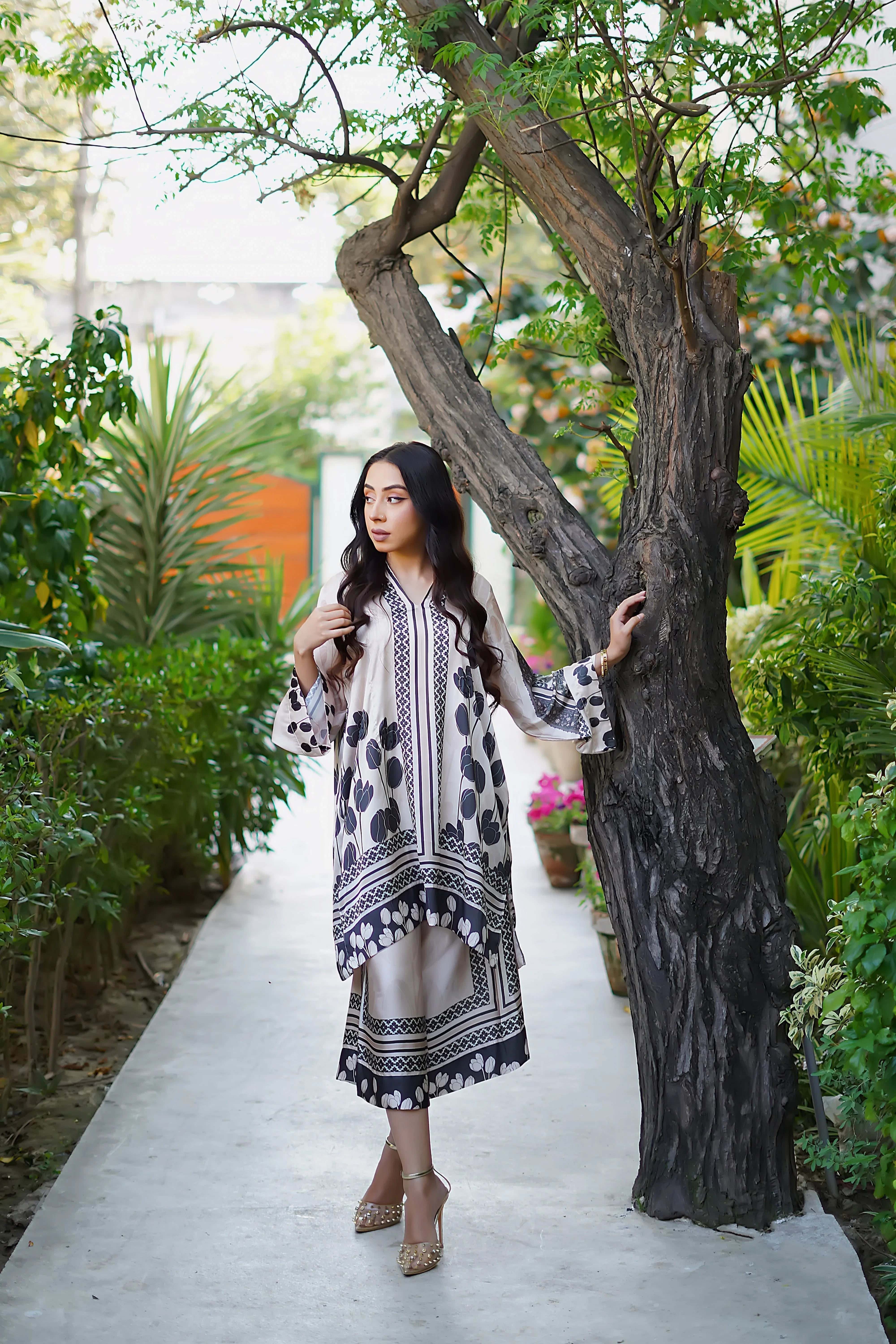 Erum Khan | Nue Pret | Royal Mirage - Aqsa Fabrics