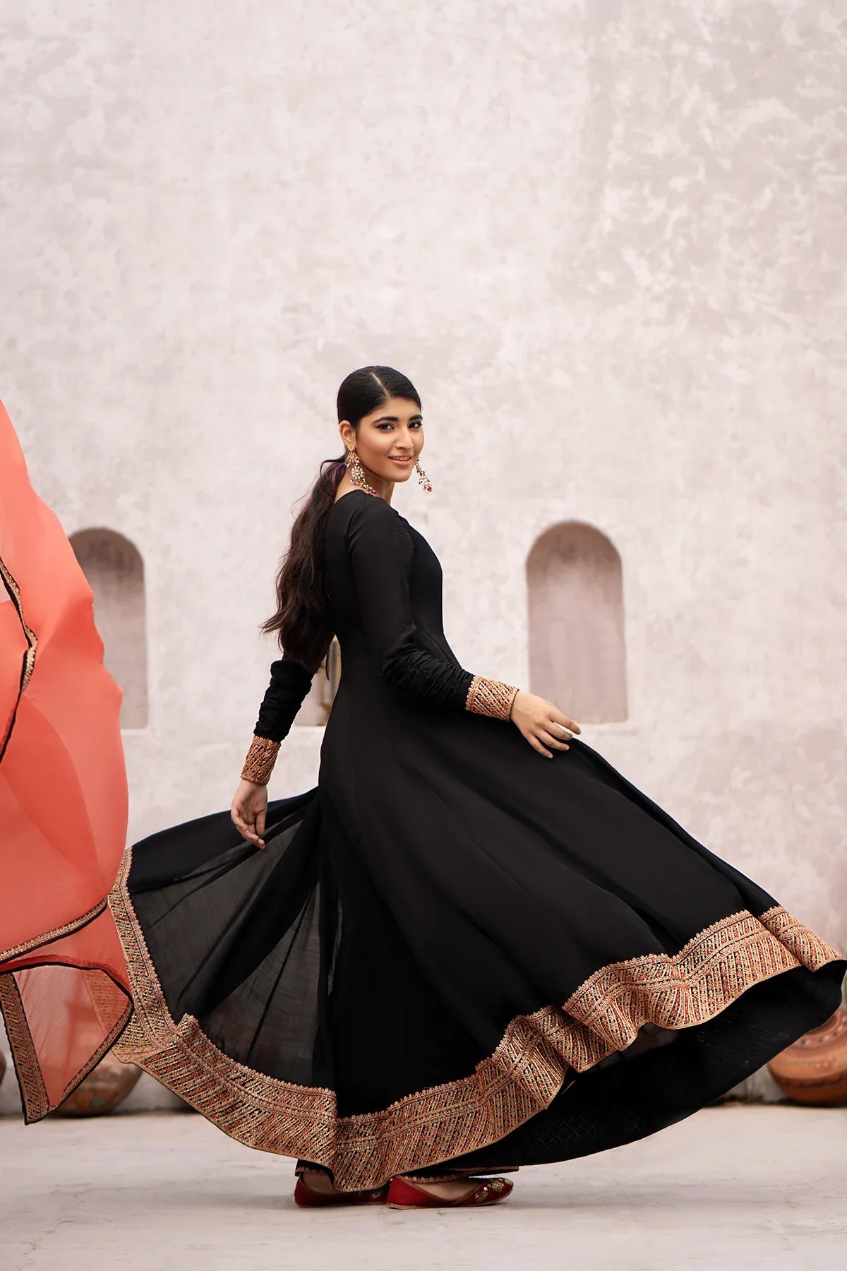 Erum Khan | Sakhiyan Formals | CHAMELI - Aqsa Fabrics