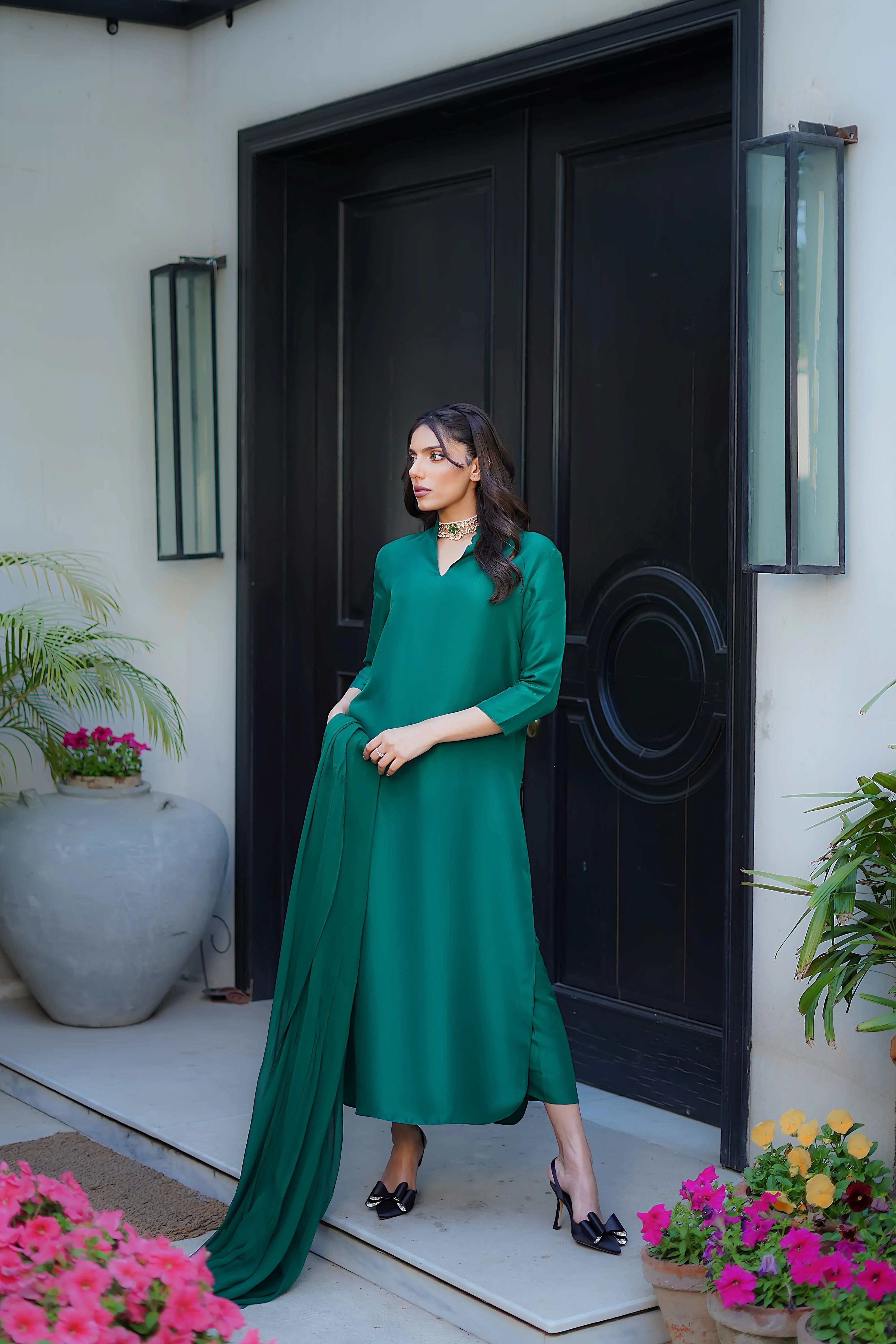 Erum Khan | Nue 25 | Ocean Jewel - Aqsa Fabrics