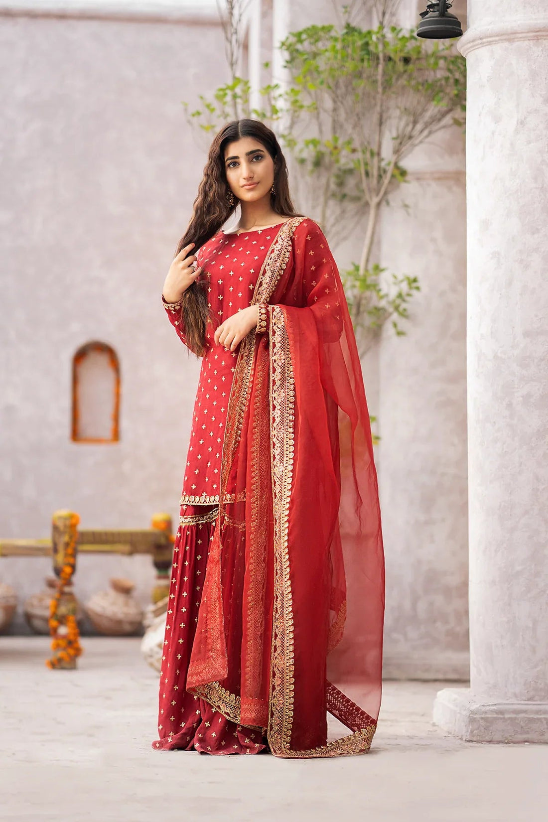 Erum Khan | Sakhiyan Formals | GULAB - Aqsa Fabrics