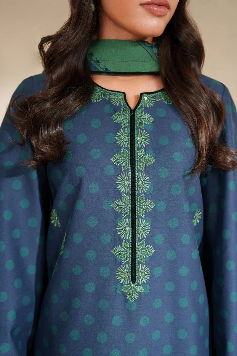 Jazmin | Winter 25 | UW-0222 - Aqsa Fabrics