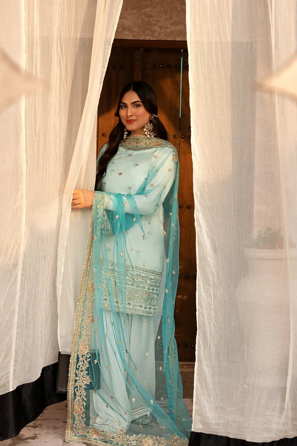 Erum Khan | Sakhiyan Formals | SUFAID PHOOL - Aqsa Fabrics