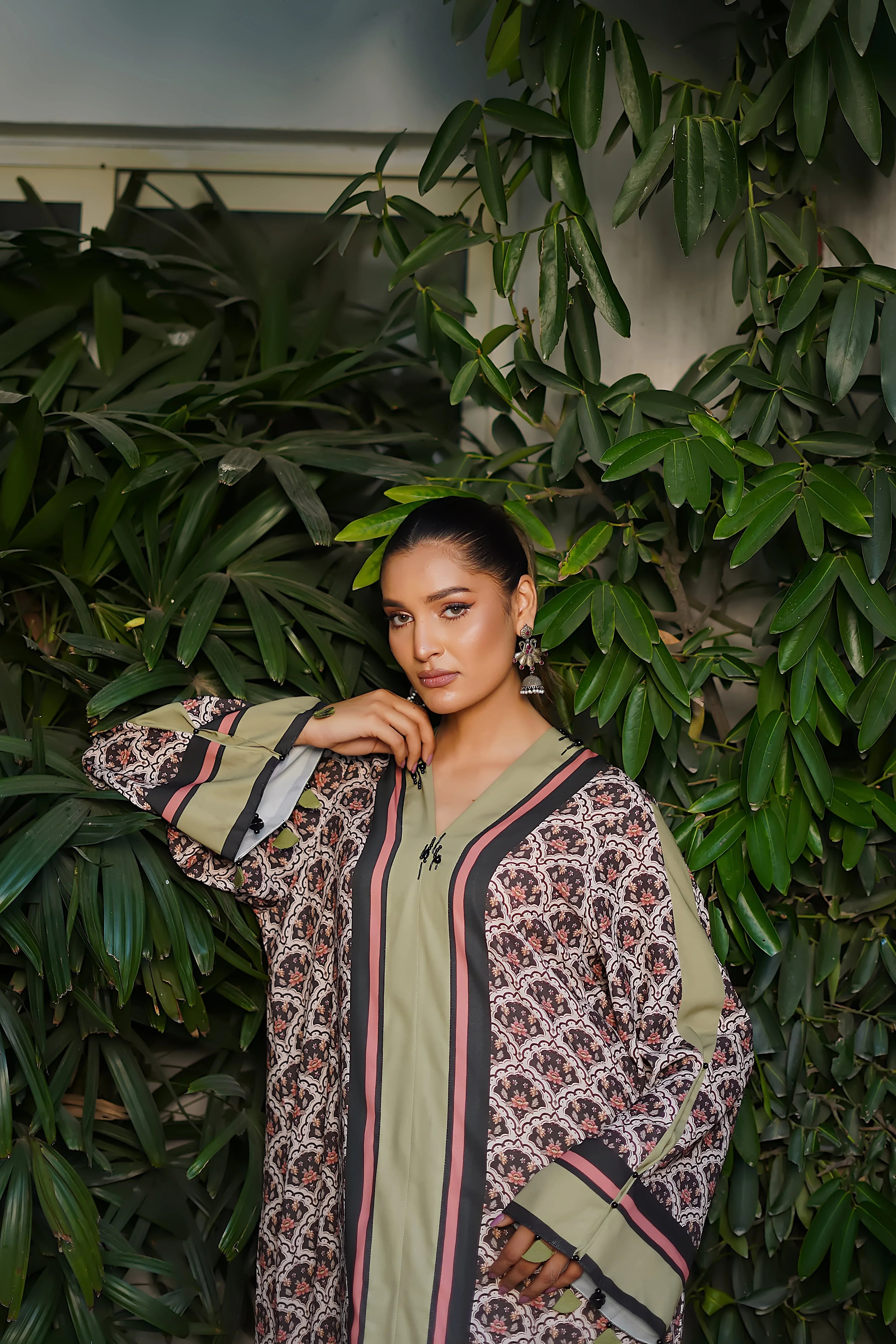 Erum Khan | Nue Pret | Mystic Charm - Aqsa Fabrics