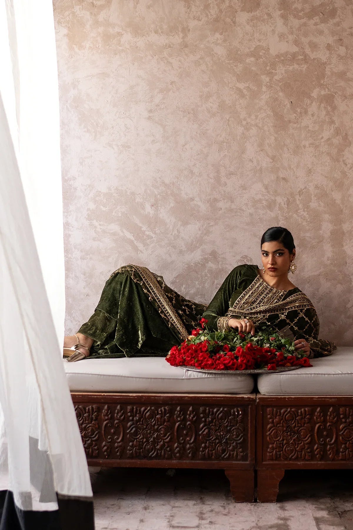 Erum Khan | Sakhiyan Formals | HENA - Aqsa Fabrics