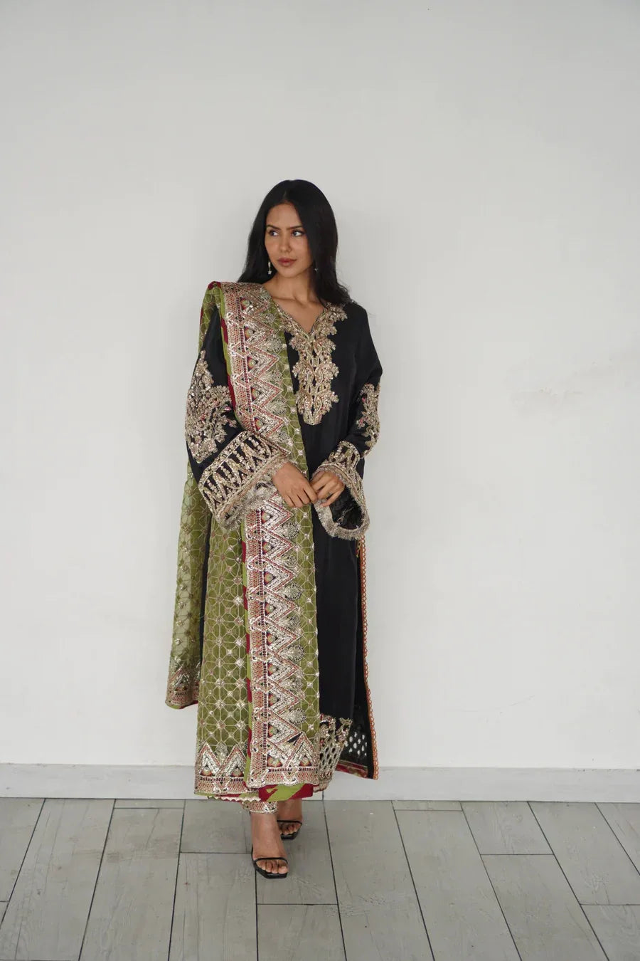 Maryum Hussain | Laani Luxury Pret | Sonam Bajwa - Aqsa Fabrics