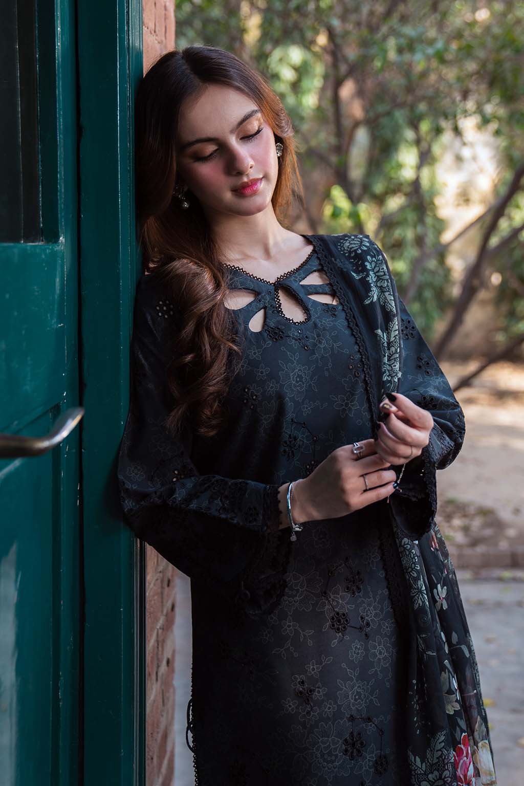 Neeshay | Summer Lines Printkari 25 | OBSIDIAN - Aqsa Fabrics