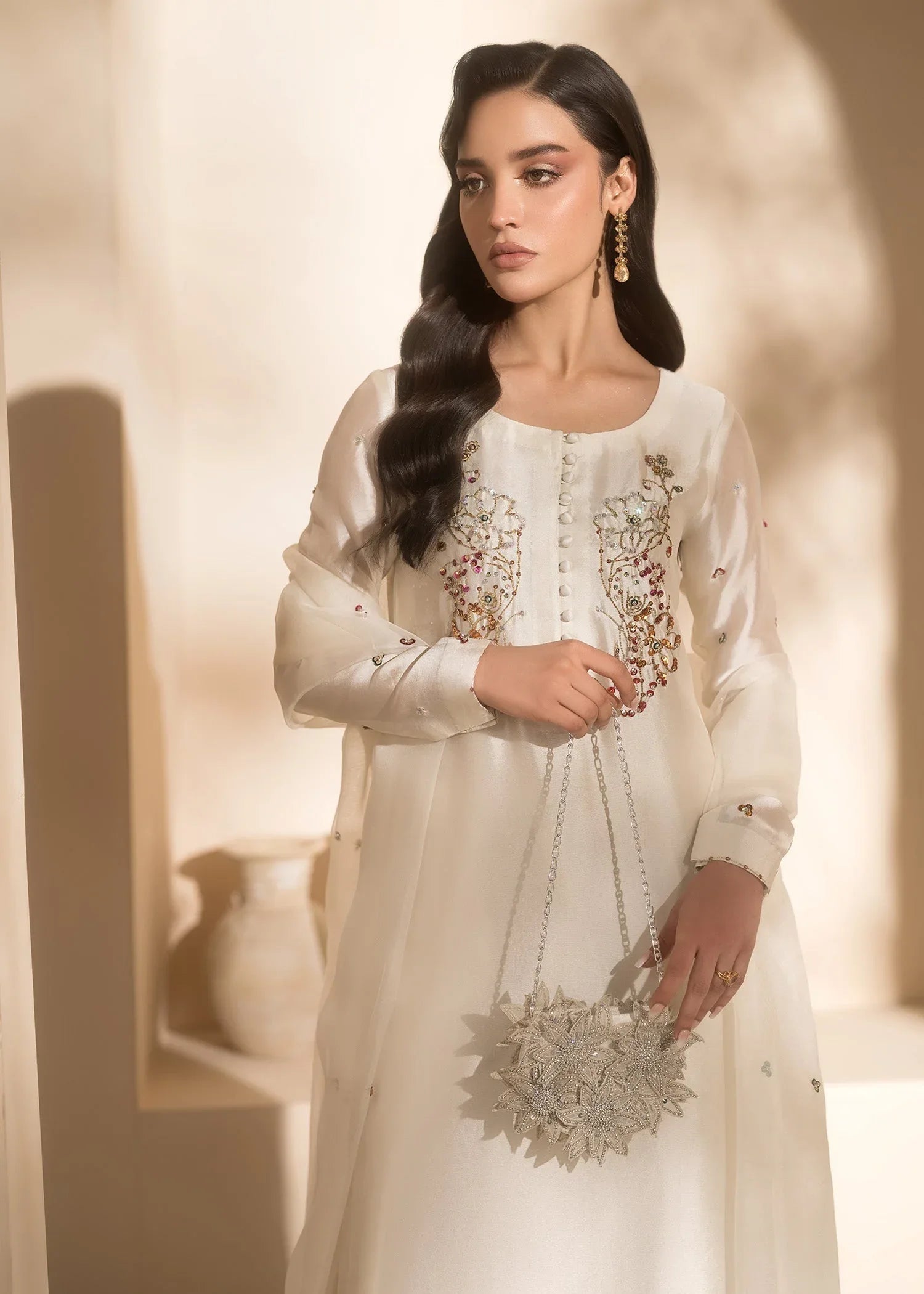Mahum Asad | Breaking the Bar | Gloss - Aqsa Fabrics