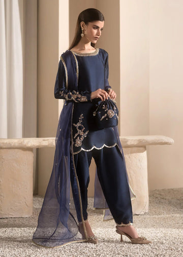 Mahum Asad | Breaking the Bar | Diva - Aqsa Fabrics