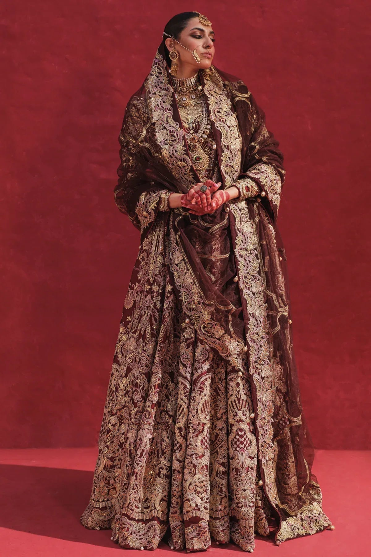 Erum Khan | Laal Rang | NEELOFAR - Aqsa Fabrics