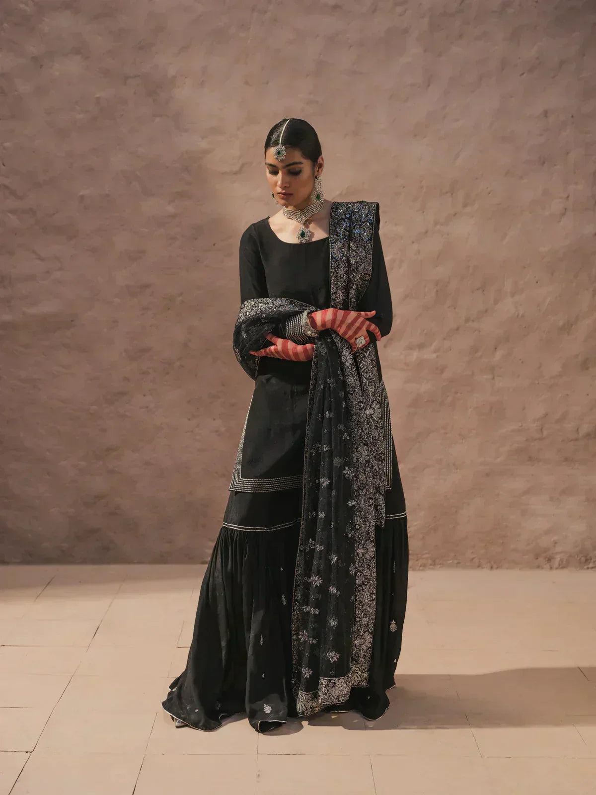Erum Khan | Shab Siyah 23 | Aaina - Aqsa Fabrics