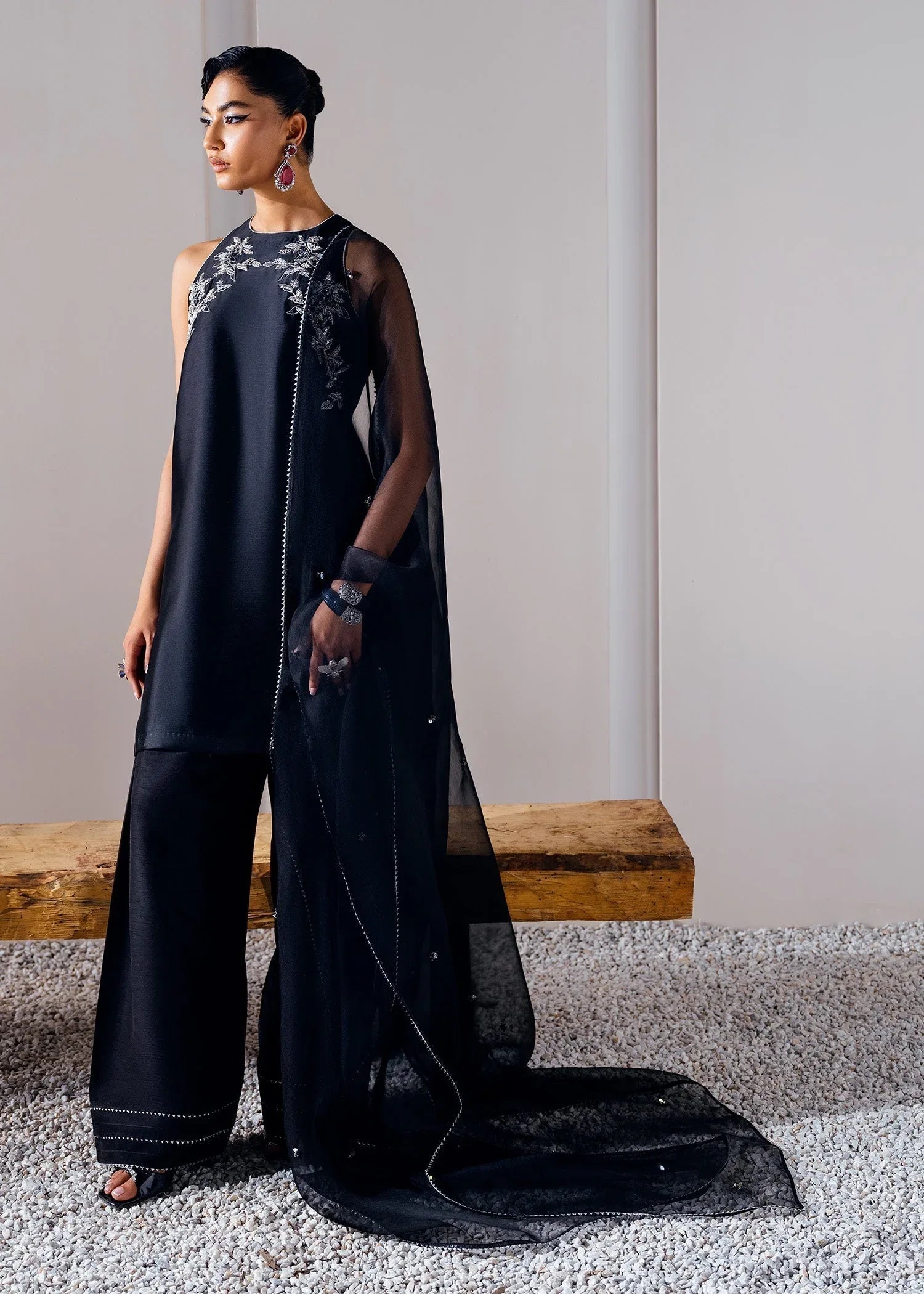 Mahum Asad | The Remix Edit | Rock - Aqsa Fabrics