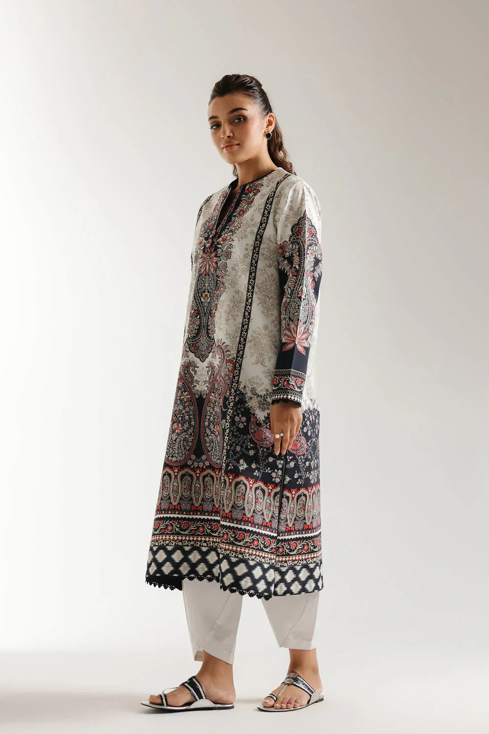 Ethnic | Spring Summer 25 | ES-08 - Aqsa Fabrics