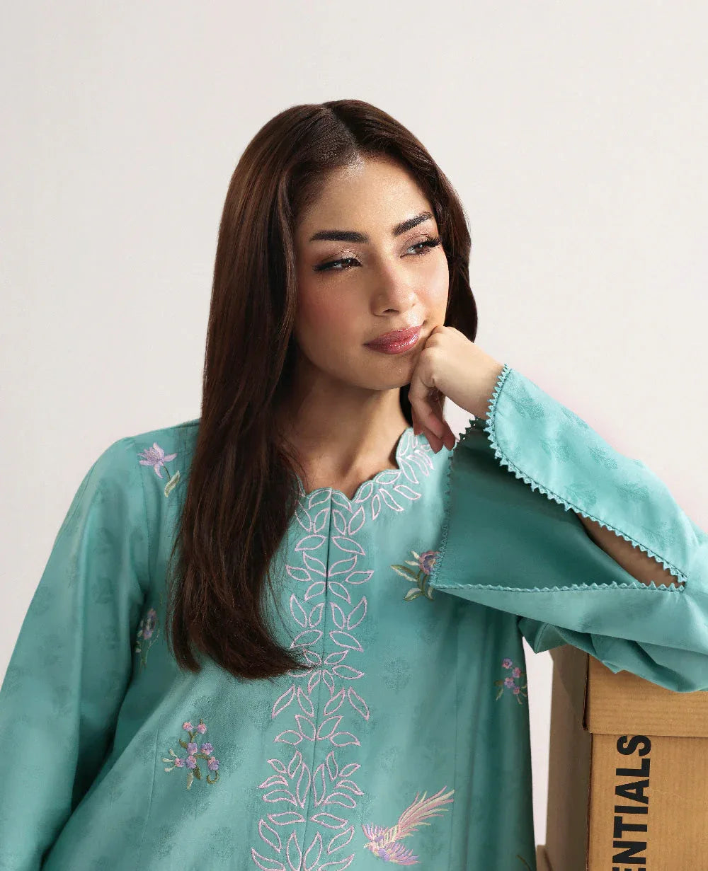 Republic Womenswear | Essentials Pre Fall | Zaynah - Aqsa Fabrics