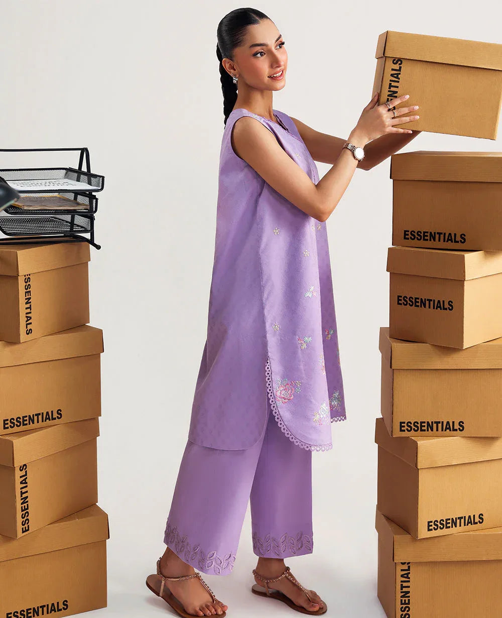 Republic Womenswear | Essentials Pre Fall | Lavine - Aqsa Fabrics