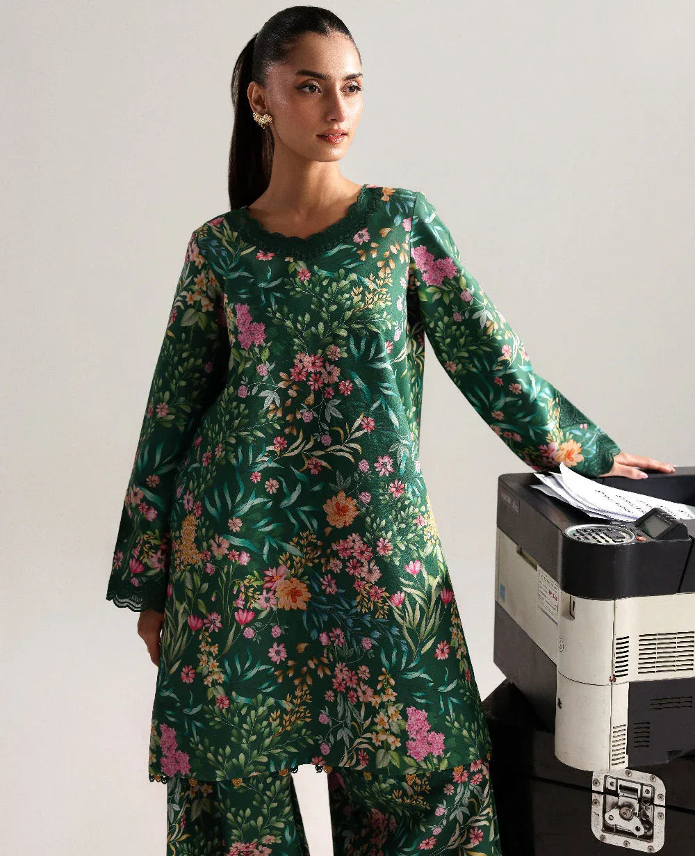 Republic Womenswear | Essentials Pre Fall | Zinnia - Aqsa Fabrics
