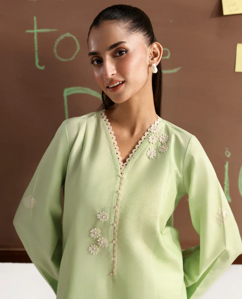 Republic Womenswear | Essentials Pre Fall | Amelle - Aqsa Fabrics