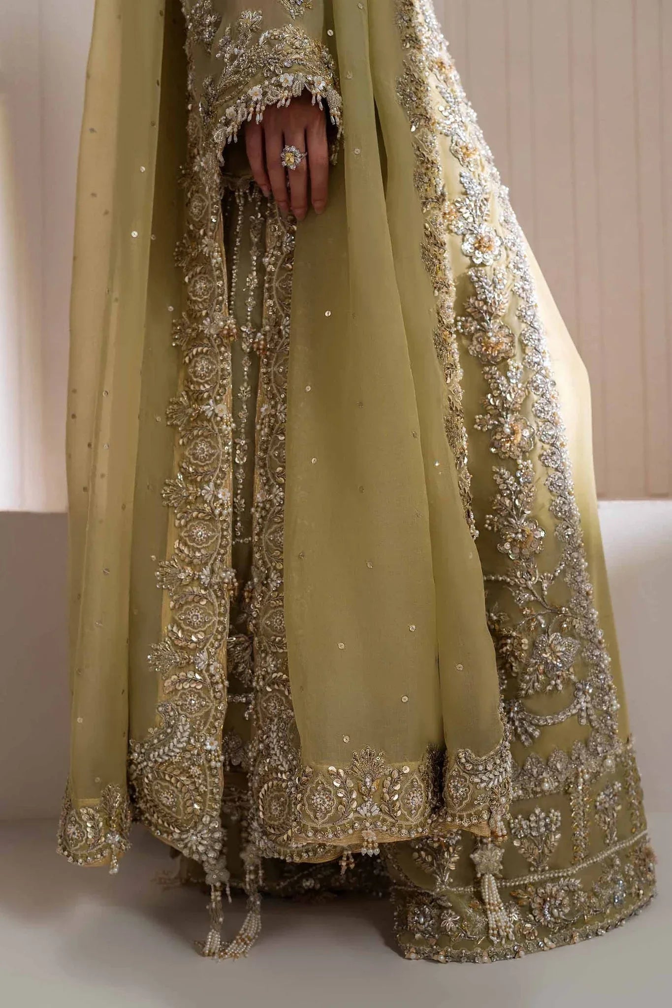 Elan | Elitarie Wedding Formals | LÉONORE (EP-21218) - Aqsa Fabrics