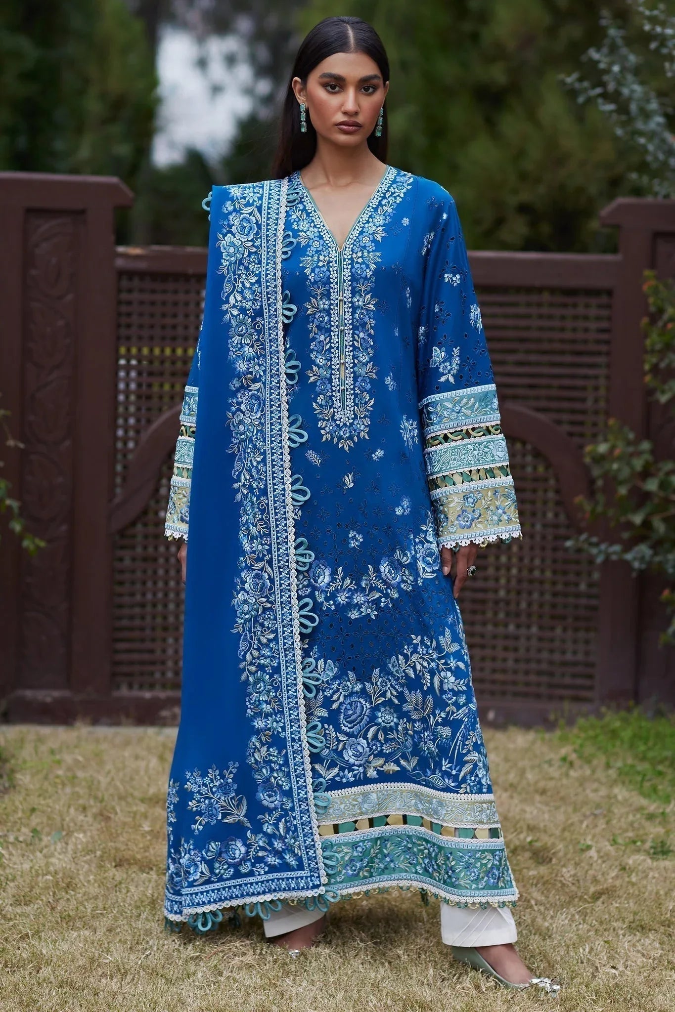 Elan | Lawn24 | IVANA (EL24-06 B) - Aqsa Fabrics