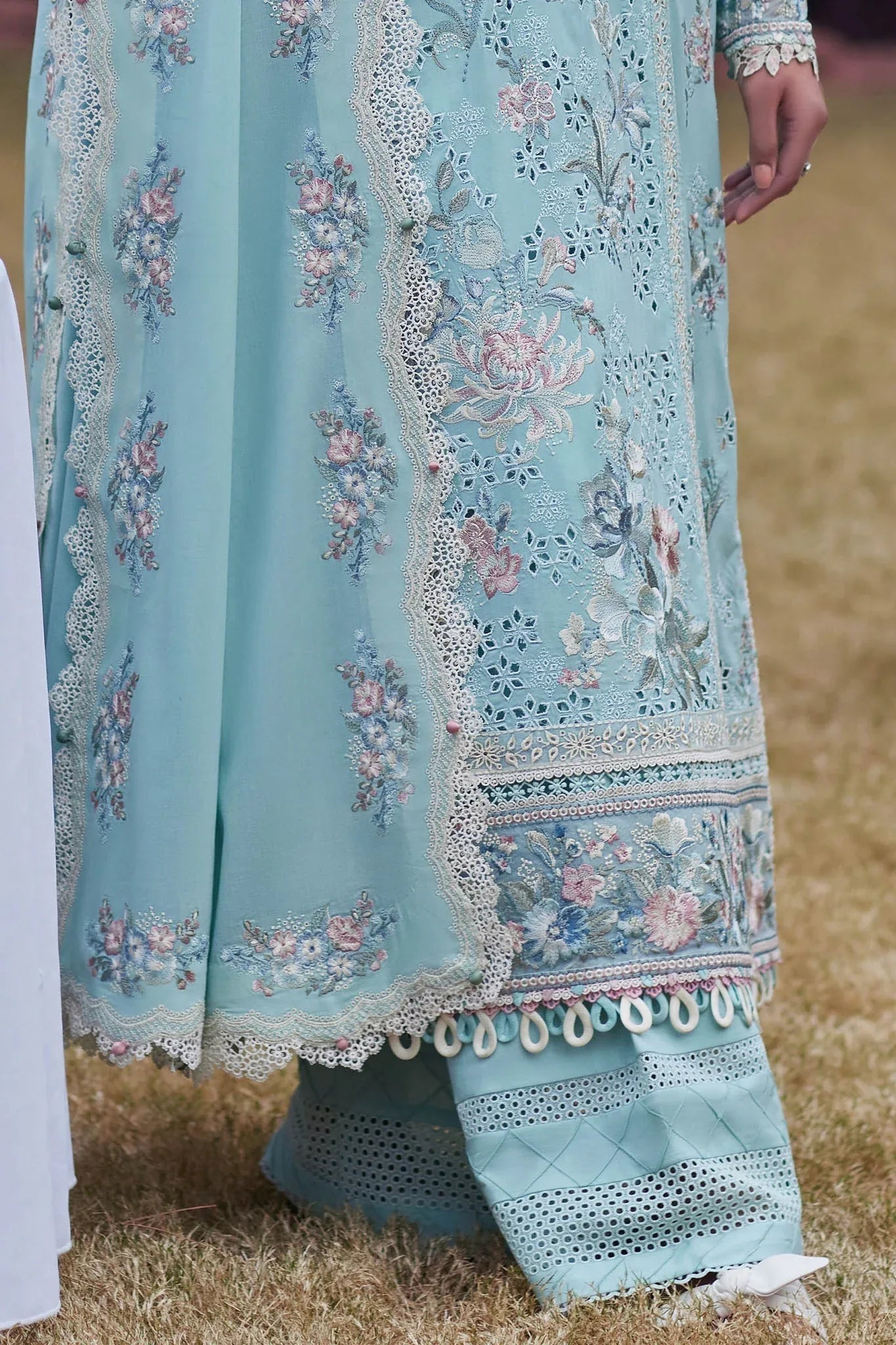 Elan | Lawn24 | AIREEN (EL24-09 B) - Aqsa Fabrics