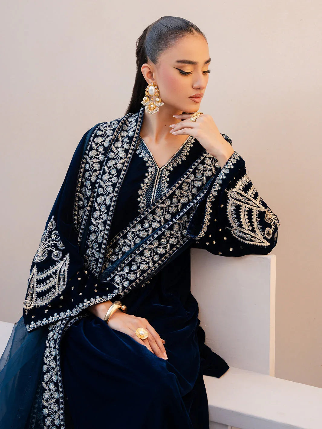Izel | Le Tresor Formals | Élora - Aqsa Fabrics