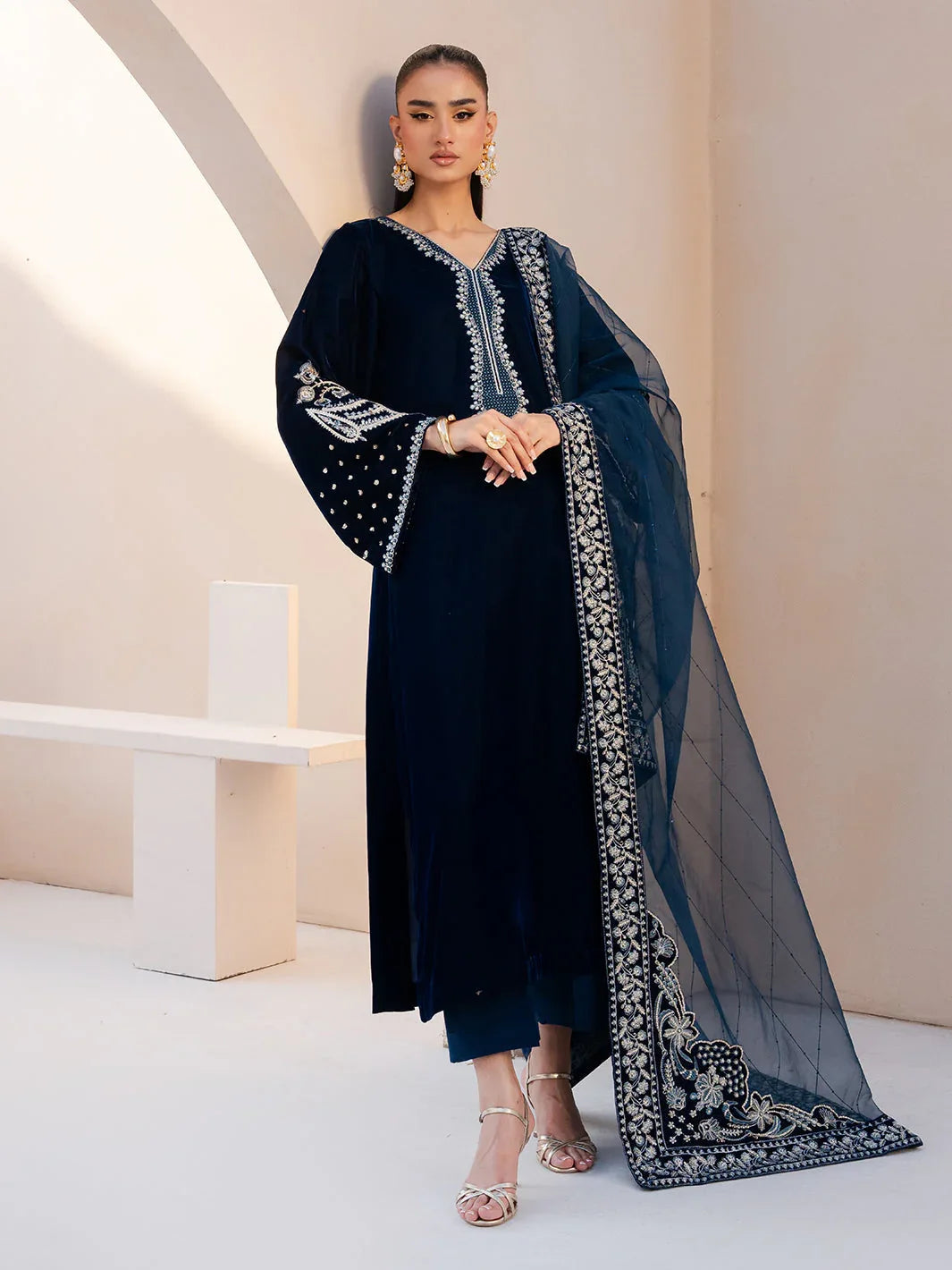 Izel | Le Tresor Formals | Élora - Aqsa Fabrics