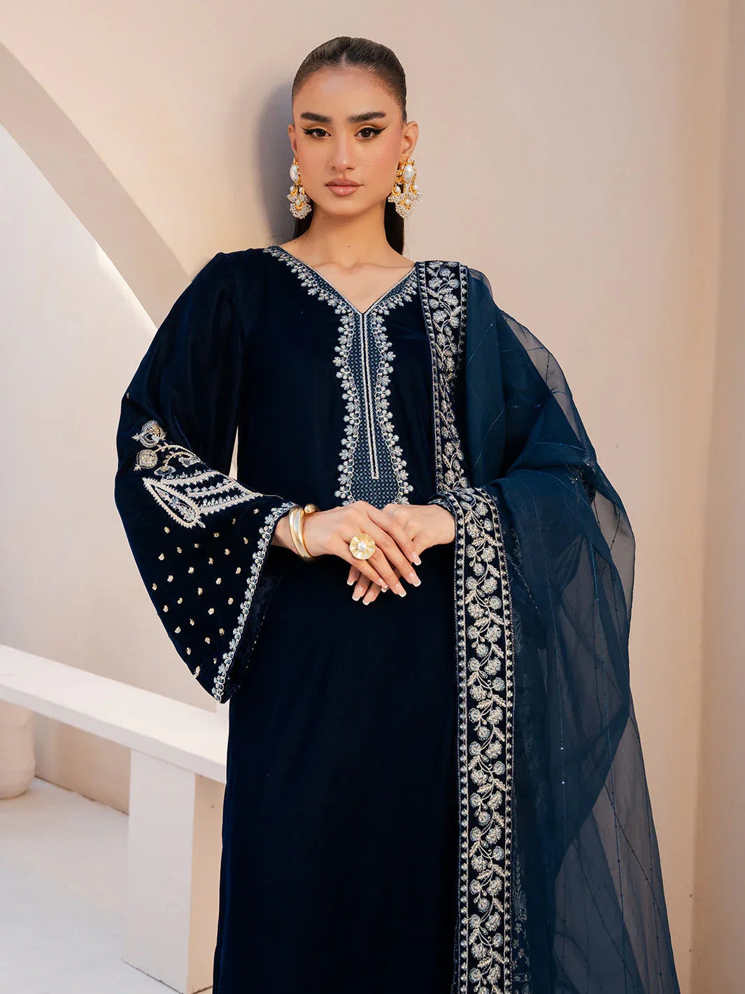 Izel | Le Tresor Formals | Élora - Aqsa Fabrics