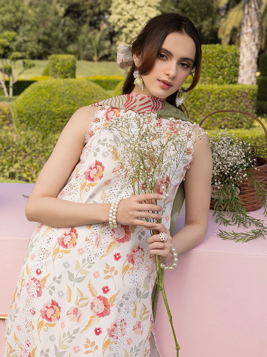 Izel | Oh Spring Lawn 25 | ELOWEN - Aqsa Fabrics