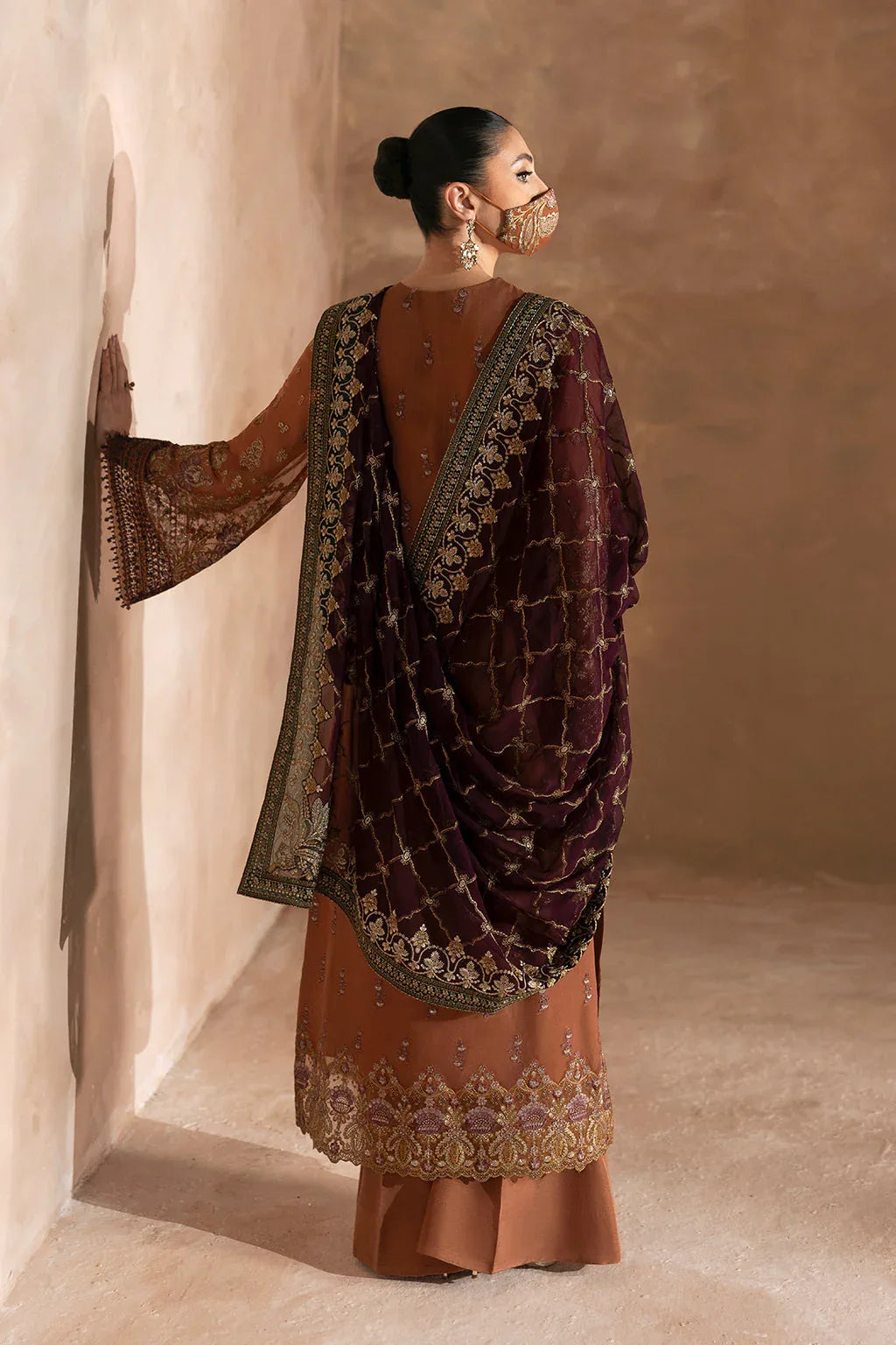 Flossie | Laconic Formals | FE - 904 - Aqsa Fabrics