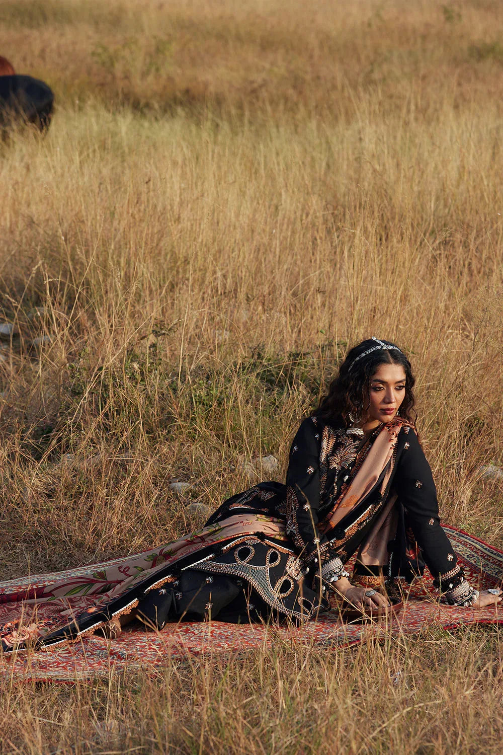 Saira Rizwan | Winter Khaddar 25 | MAHTAAB-SRW25-01 - Aqsa Fabrics