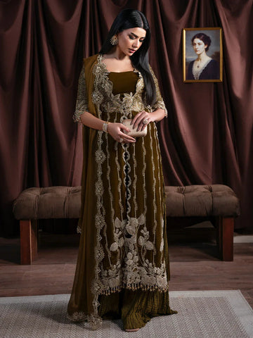 Faiza Faisal | Solene Luxury Velvets | EVANIA - Aqsa Fabrics