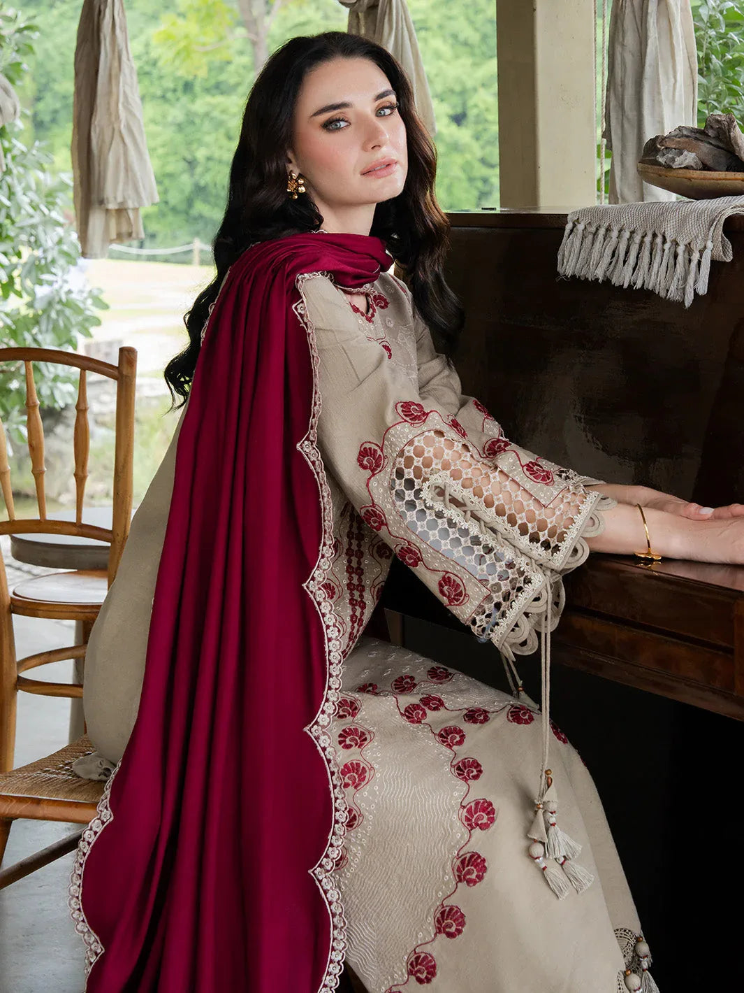 Faiza Faisal | Dastaan Khaddar 25 | AILEEN - Aqsa Fabrics