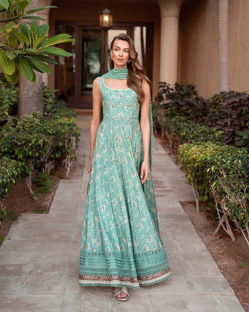 Faiza Saqlain | Zurina Luxury Pret | Felisa - Aqsa Fabrics