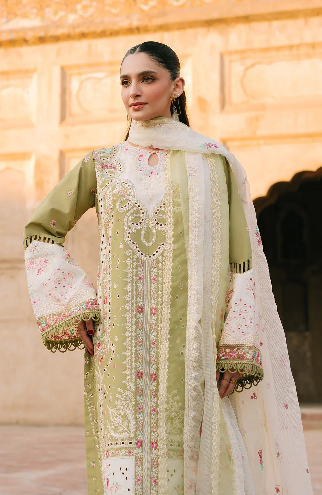 Fiona | Sarang Lawn 25 | Talia - Aqsa Fabrics