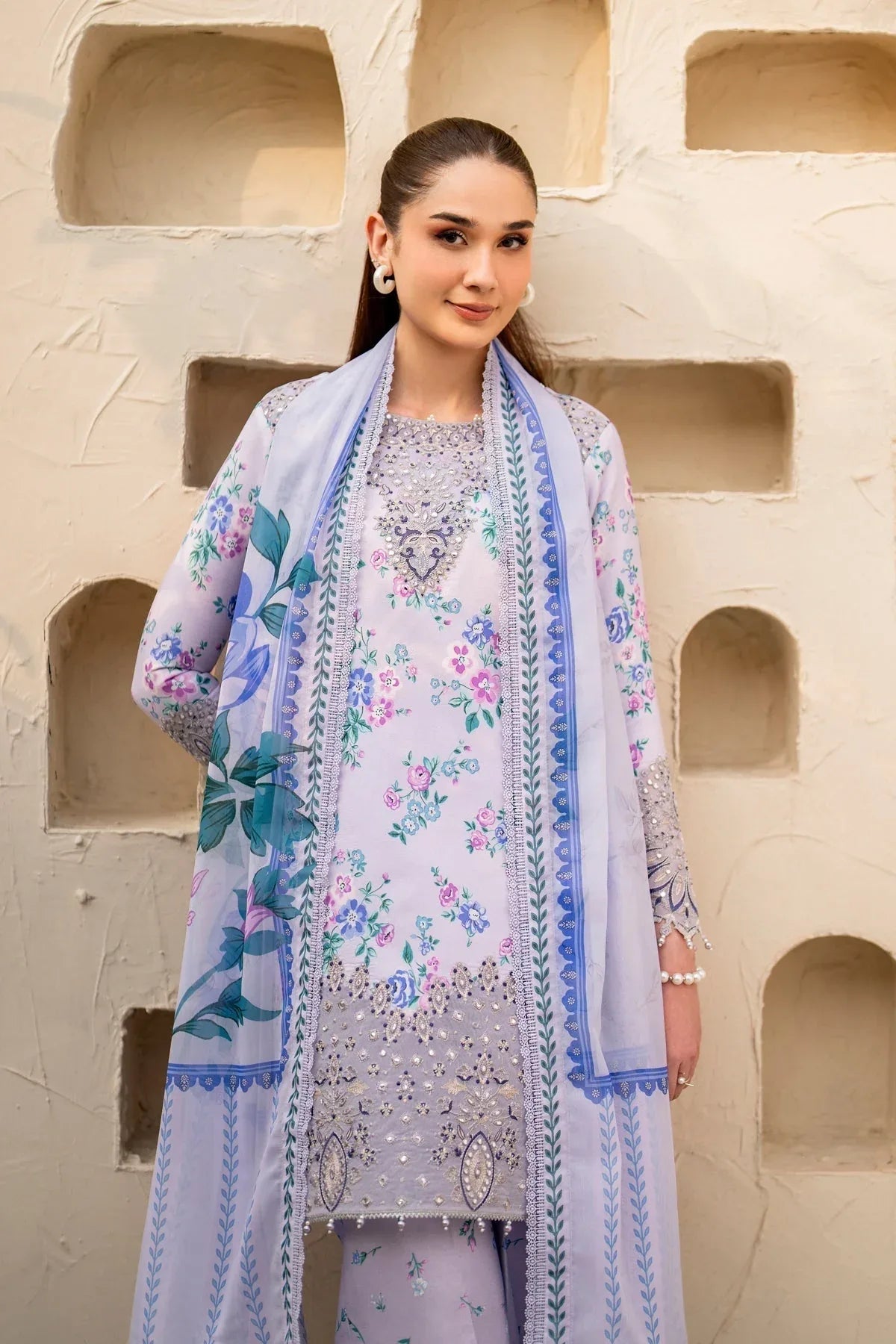 Alizeh | Levana Lawn | Flake - Aqsa Fabrics