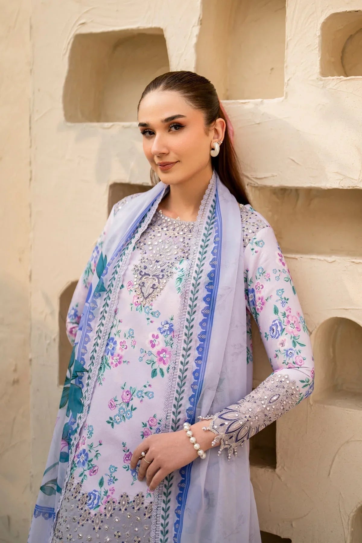 Alizeh | Levana Lawn | Flake - Aqsa Fabrics